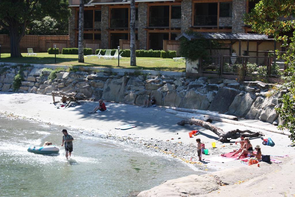 Galiano Oceanfront Inn & Spa Sturdies Bay Екстериор снимка