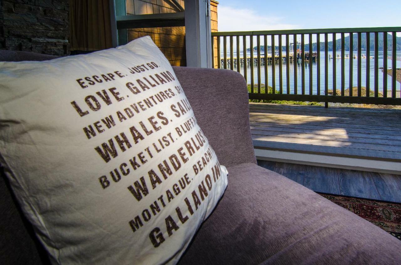 Galiano Oceanfront Inn & Spa Sturdies Bay Екстериор снимка